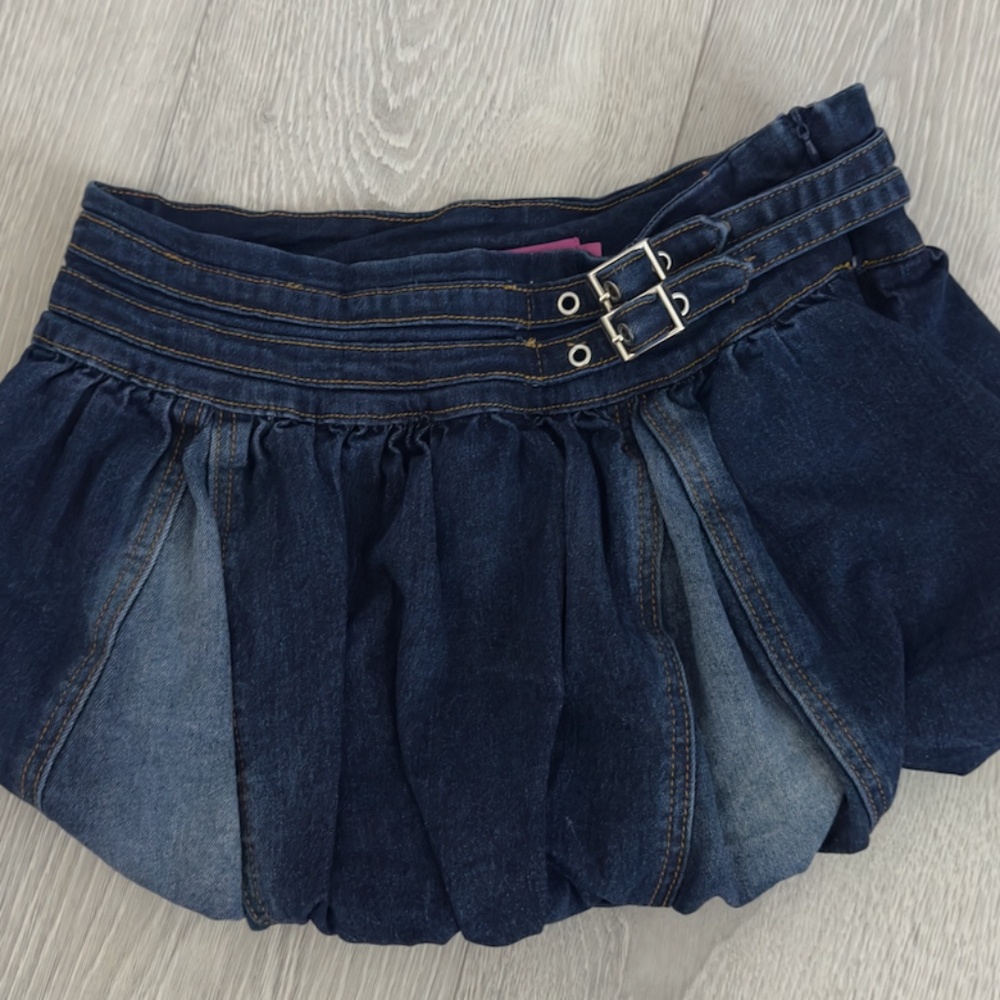 Edikted Women's Navy and Blue Skirt